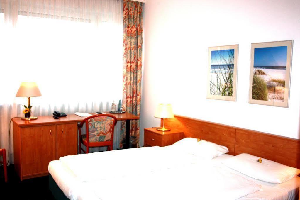 Hotel Am Markt Karlsruhe Kültér fotó